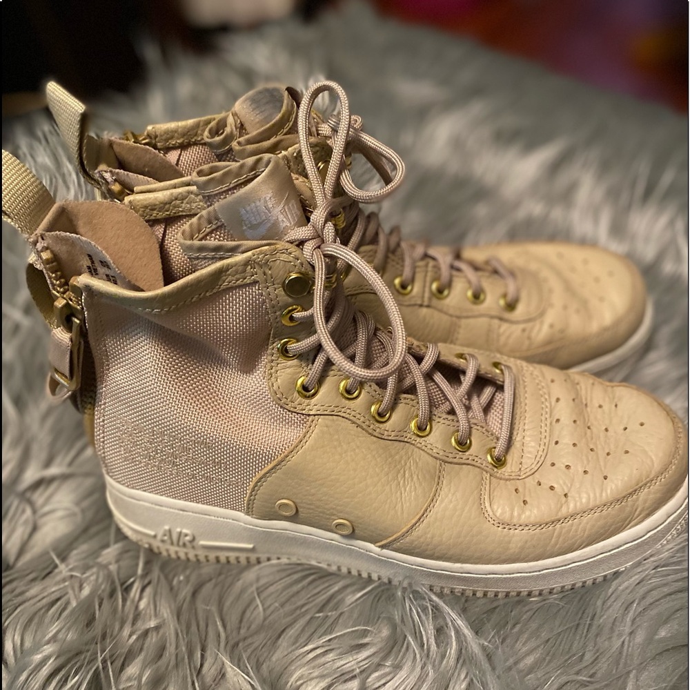 NIKE AF1 917763 200 Air Force 1 Mid Mens Trainers Mushroom Special Field Sz 7.5